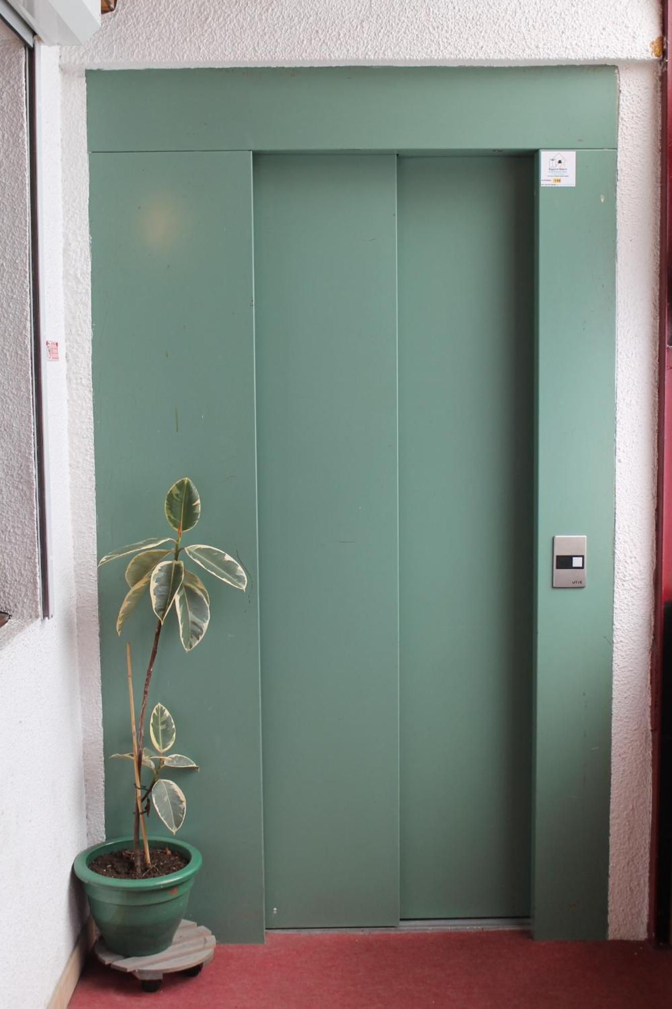 Location G&W, Tres Proche Sanctuaires Apartment Лурд Екстериор снимка